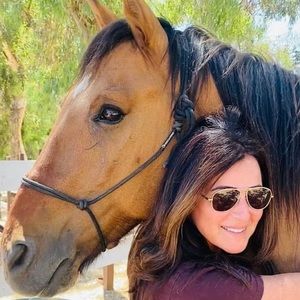 Meet your Posher, Candice